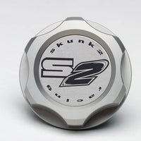 Honda M33x2.8 Billet Oil Cap Black/Silver Skunk2